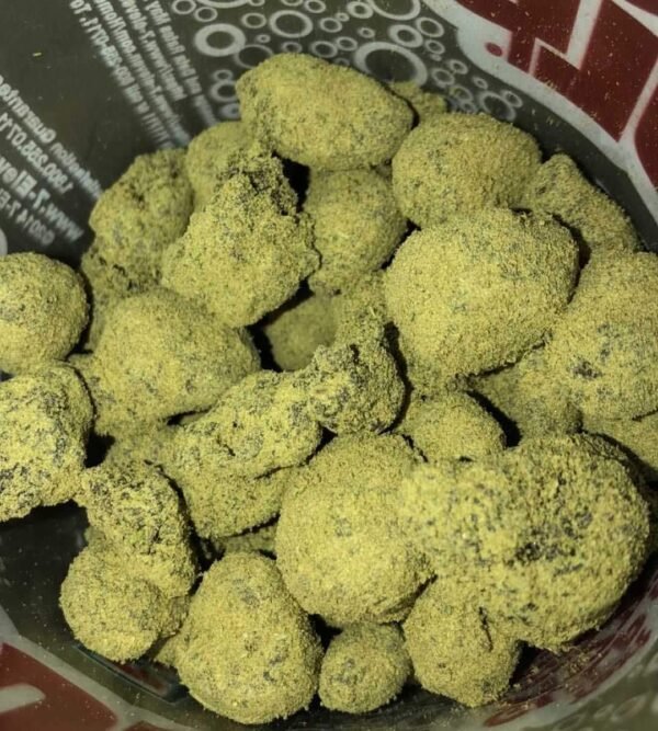 Kurupt Moon Rock Online Europe Rocks are THC Megazord they are cannabis buds that have been rolled in kief and then dipped in hash oil. GSC has been used.